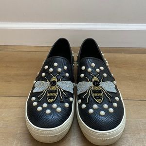 STEVE MADDEN Bumble Bee Loafers